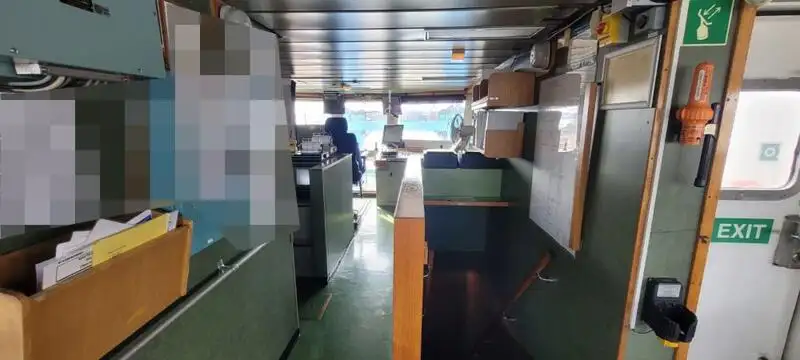 Tàu kéo để bán