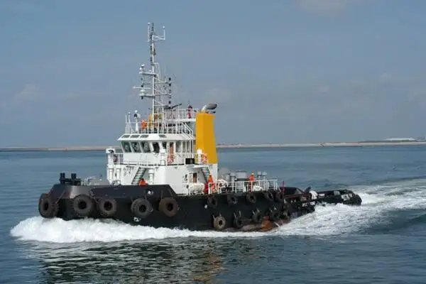 Tàu kéo để bán