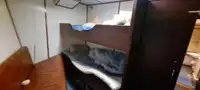 Tàu kéo để bán