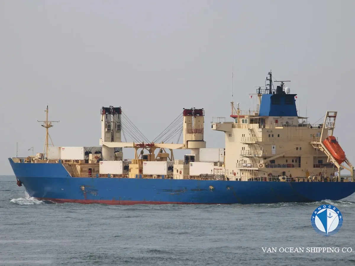 Tàu lạnh để bán
