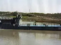 Tàu cẩu để bán