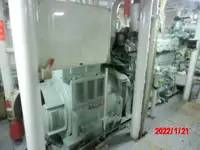Tàu kéo lưới để bán