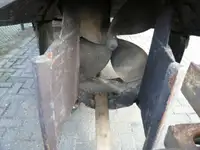 Tàu kéo để bán