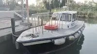 Tàu dẫn đường để bán