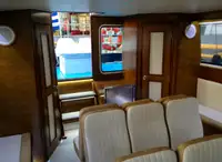 Tàu chở khách để bán