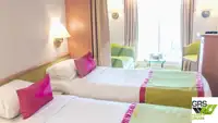 Tàu du lịch để bán