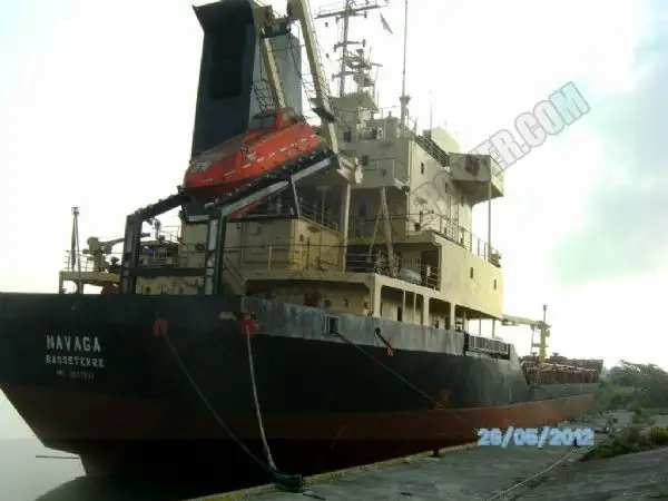 Tàu chở hàng rời để bán