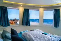 Tàu hỗ trợ lặn để bán