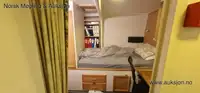 Tàu kéo để bán