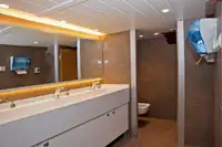 Tàu nhà hàng để bán