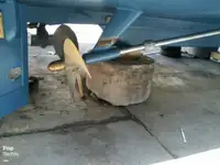 Tàu kéo lưới để bán