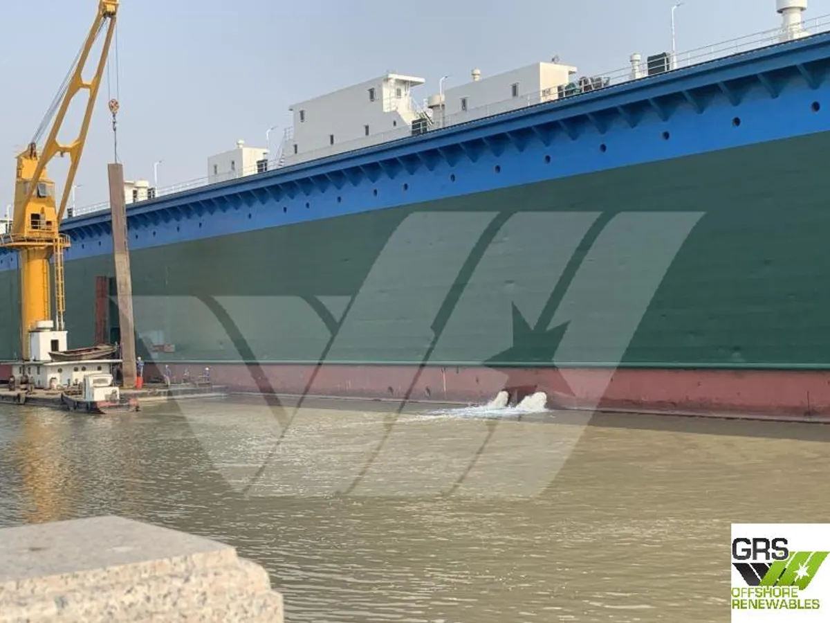 Bến nổi để bán