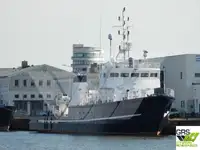 Thuyền làm việc rao bán