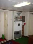 Tàu kéo lưới để bán