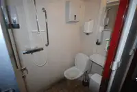 Tàu đổ bộ, chở hàng để bán