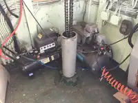 Tàu đổ bộ, chở hàng để bán