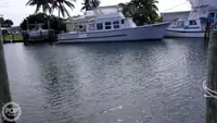 Tàu hỗ trợ lặn để bán
