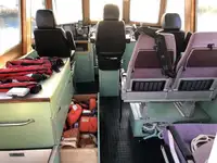 Tàu dẫn đường để bán