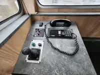 Tàu làm việc để bán
