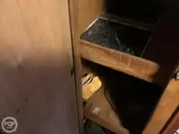 Tàu kéo lưới để bán