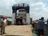 Tàu cung cấp để bán