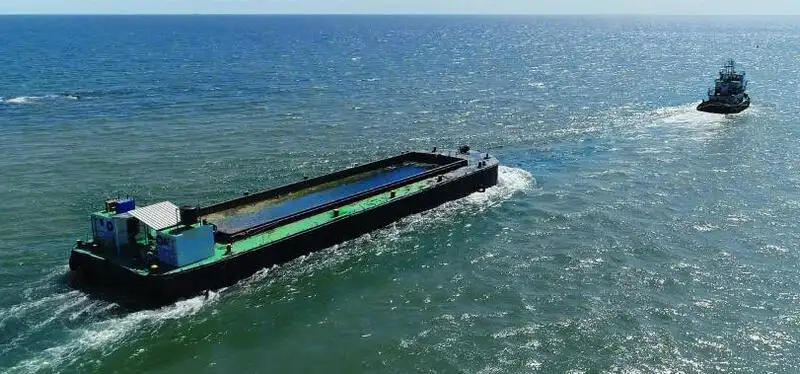 Tàu kéo để bán