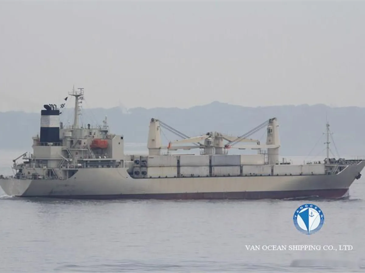 Tàu lạnh để bán