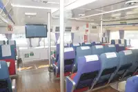 Tàu du lịch để bán
