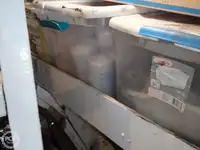 Tàu kéo lưới để bán