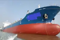Tàu container rao bán