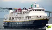 Tàu du lịch để bán