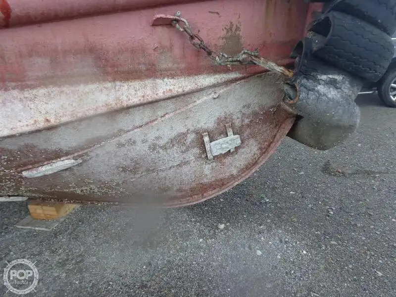 Tàu kéo để bán