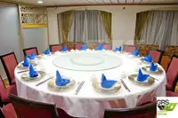 Tàu du lịch để bán