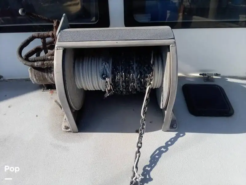 Tàu hỗ trợ lặn để bán