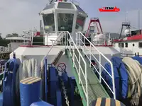 Tàu kéo để bán