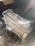 Tàu kéo lưới để bán