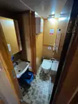 Tàu container để bán