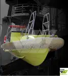 Tàu chở thủy thủ đoàn để bán