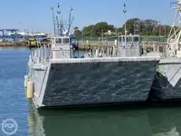Tàu đổ bộ, chở hàng để bán