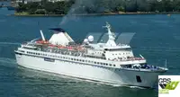 Tàu du lịch để bán