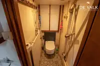 Tàu tuần tra để bán