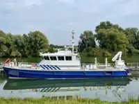 Tàu tuần tra để bán