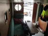 Tàu kéo để bán