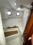 Tàu kéo lưới để bán