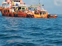 Tàu kéo để bán