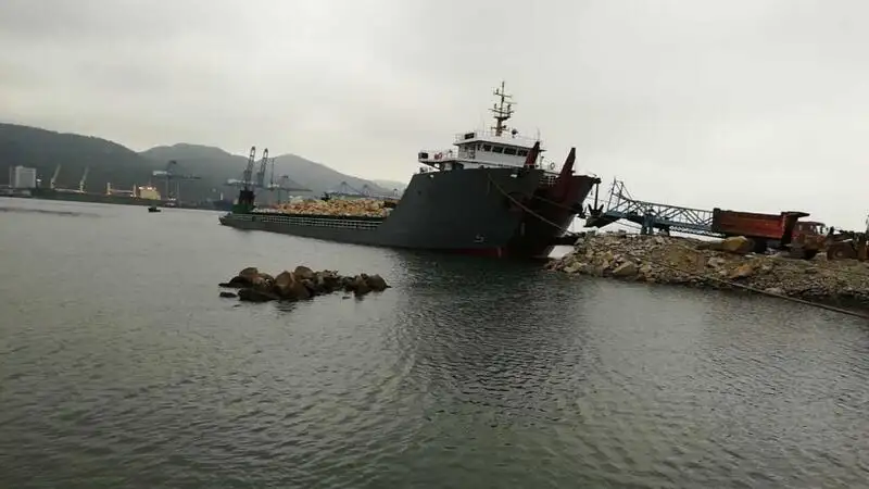 Sà lan để bán