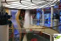 Tàu du lịch để bán