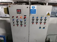 Tàu container để bán