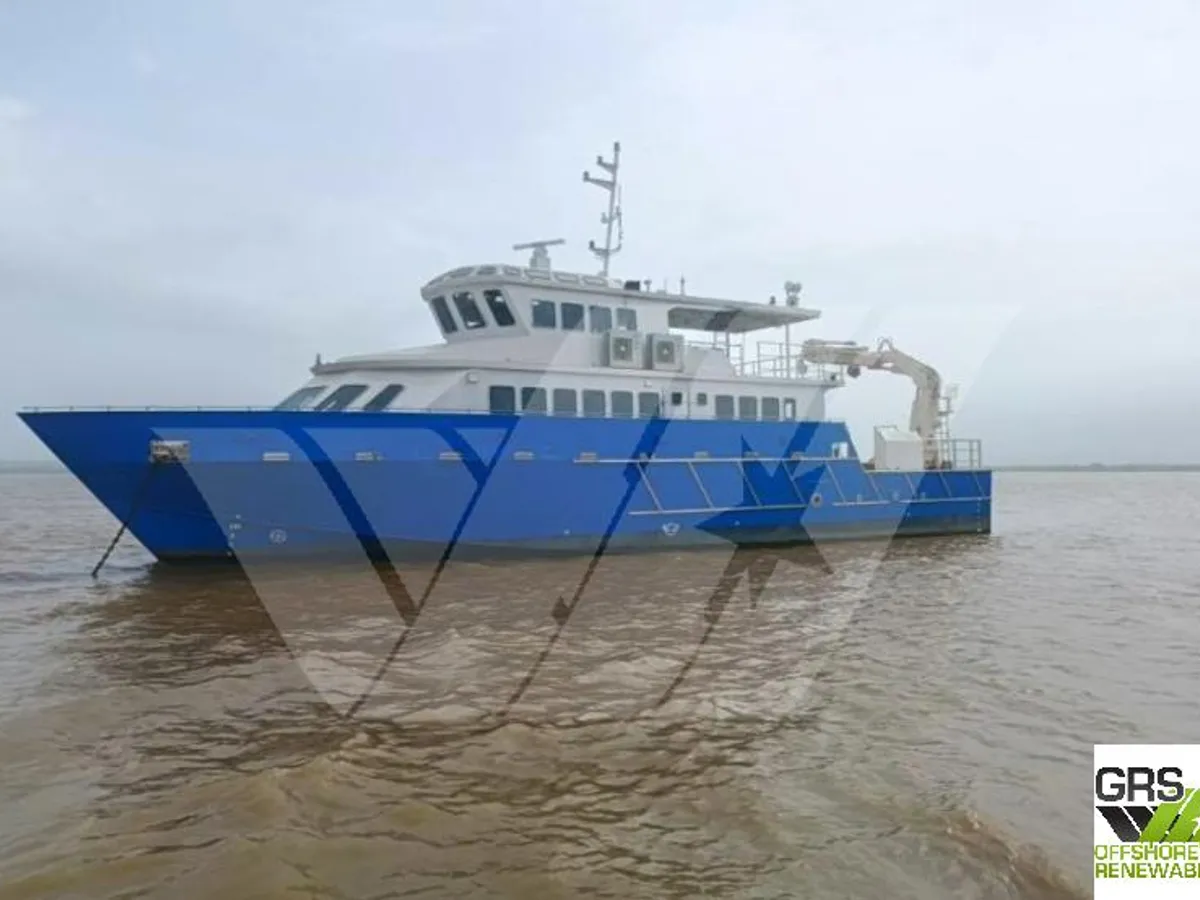 Tàu tuần tra để bán