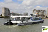 Tàu chở khách để bán
